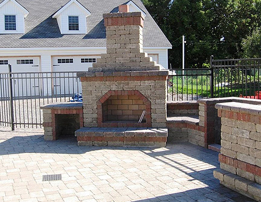 outdoor-kitchen-fireplaces-12