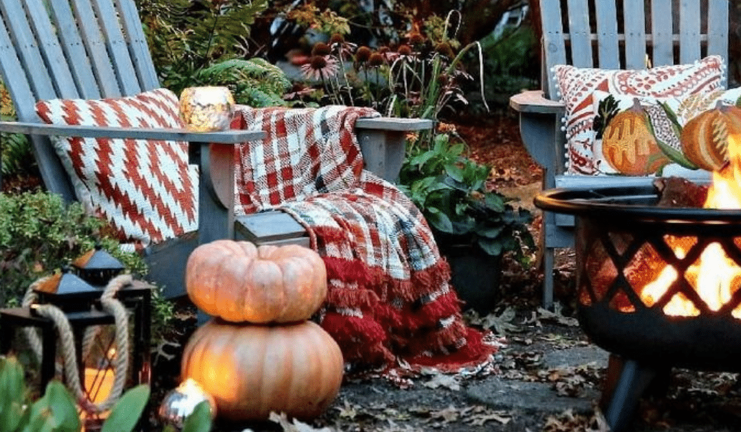 Creating a Cozy Outdoor Oasis: Fall Landscaping Ideas for Entertaining in Hamilton, Ontario