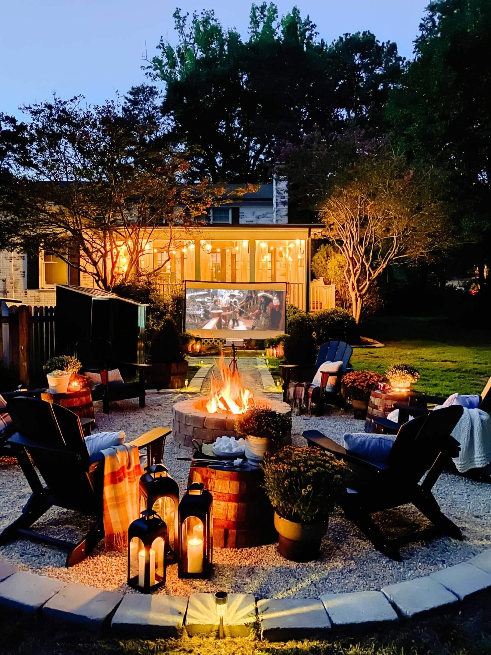 Backyard outdoor movie theater setup 