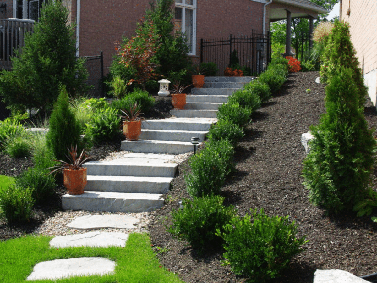 Paramount Stairs Gardens Hardscaping