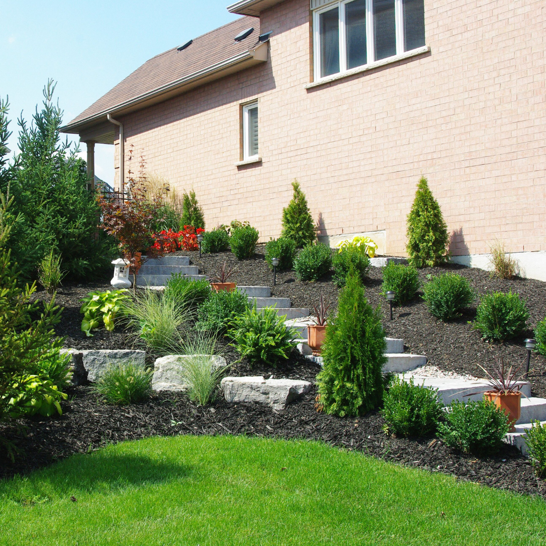 Paramount Landscaping - Mulch Installation - Landscapers in Ontario