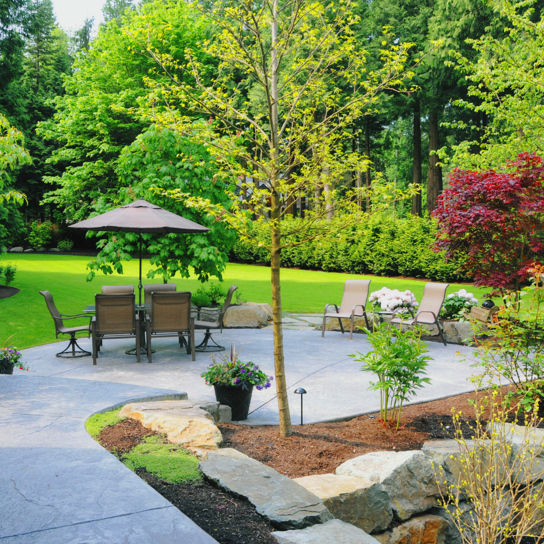 Paramount Landscaping - Property Maintenance - Landscapers in Ontario