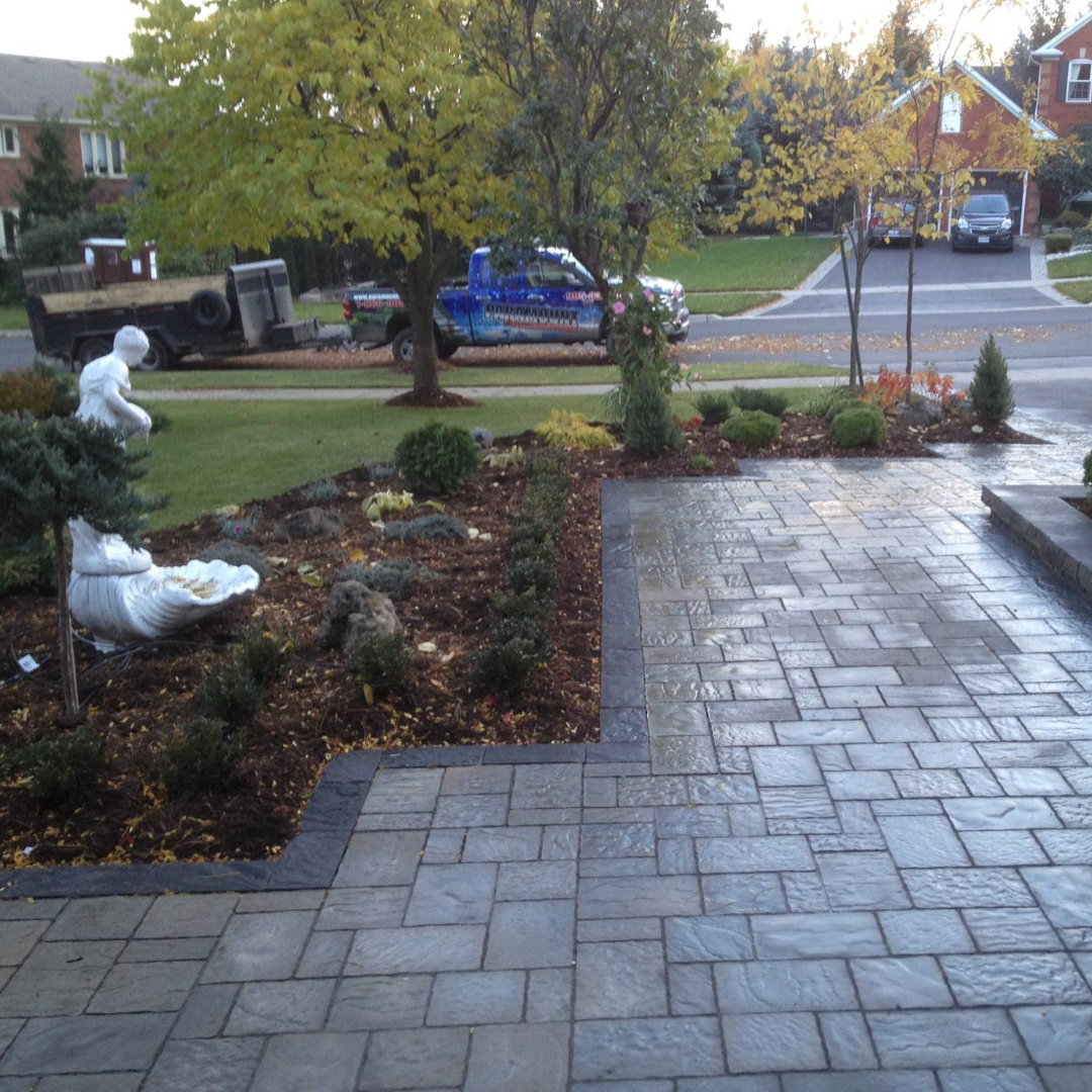 Paramount Landscaping - Walkways - Landscapers in Ontario