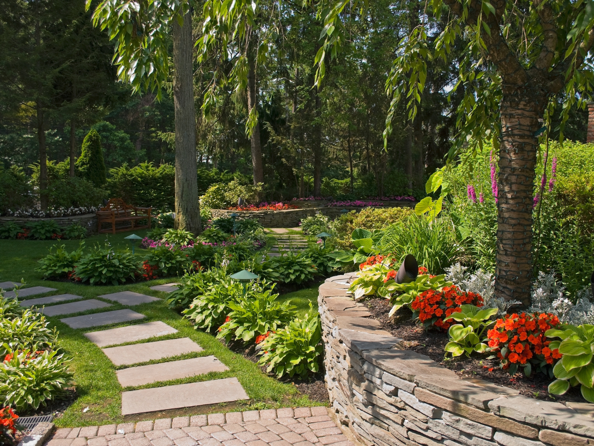 Paramount Landscaping - Garden Landscaping Ontario