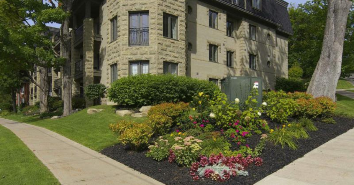 Paramount Landscaping - Commercial Landscaping Services - Landscaping Company in Ontario