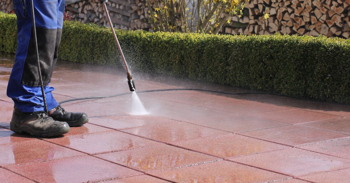 Power washing and re-sanding - Paramount Landscaping - 1