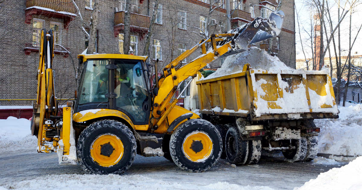 Snow Salt Maintenance - Paramount Landscaping - 12